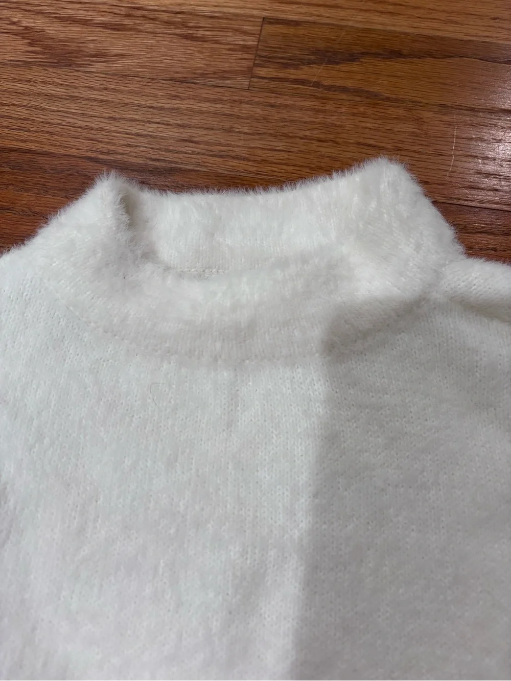 Carter’s Cozy Mock Neck Sweater in Cream Sz 5/5T